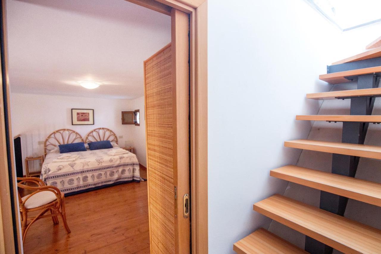 Casa Zu Peppino Apartment Липари Екстериор снимка