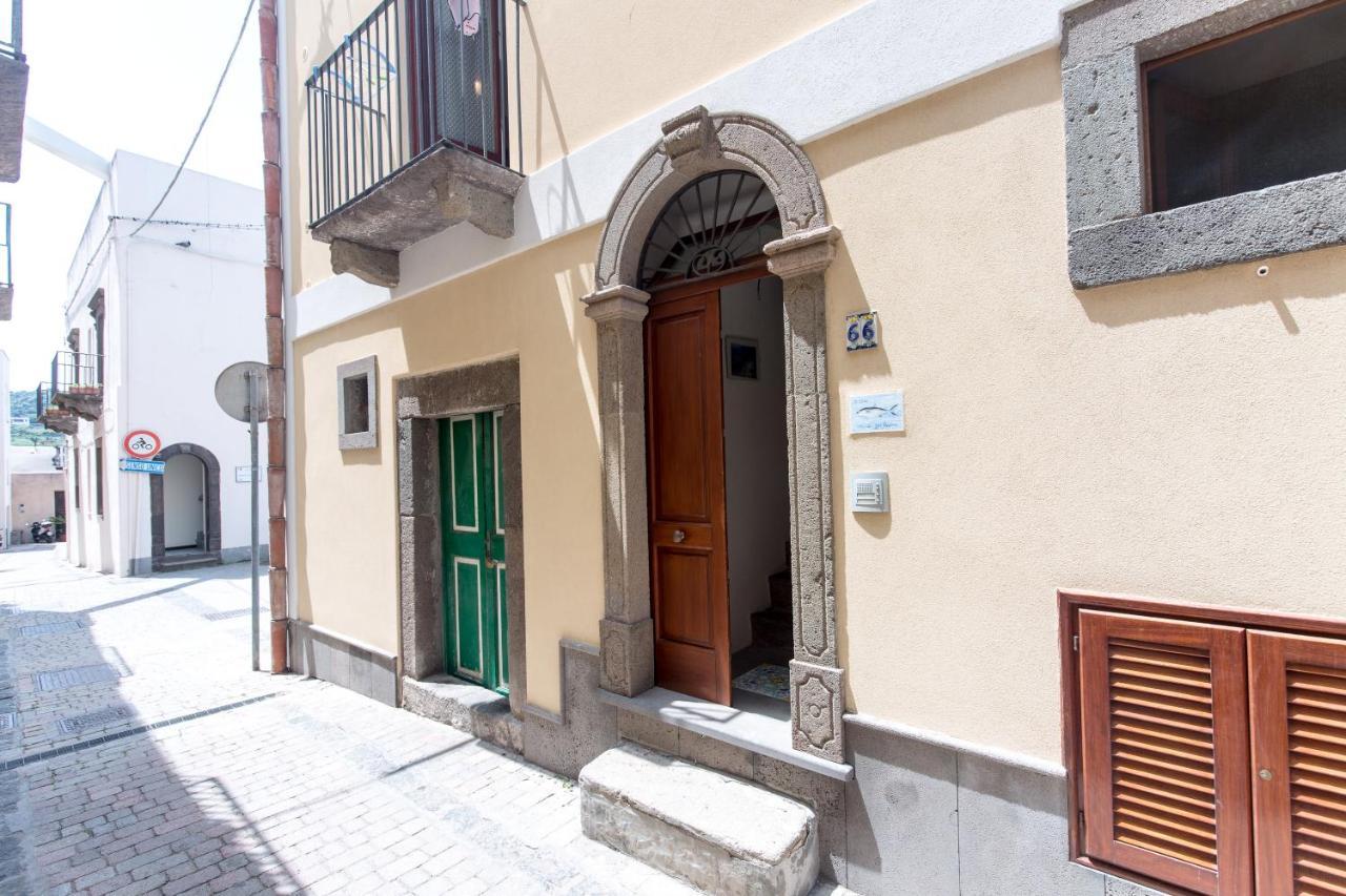 Casa Zu Peppino Apartment Липари Екстериор снимка