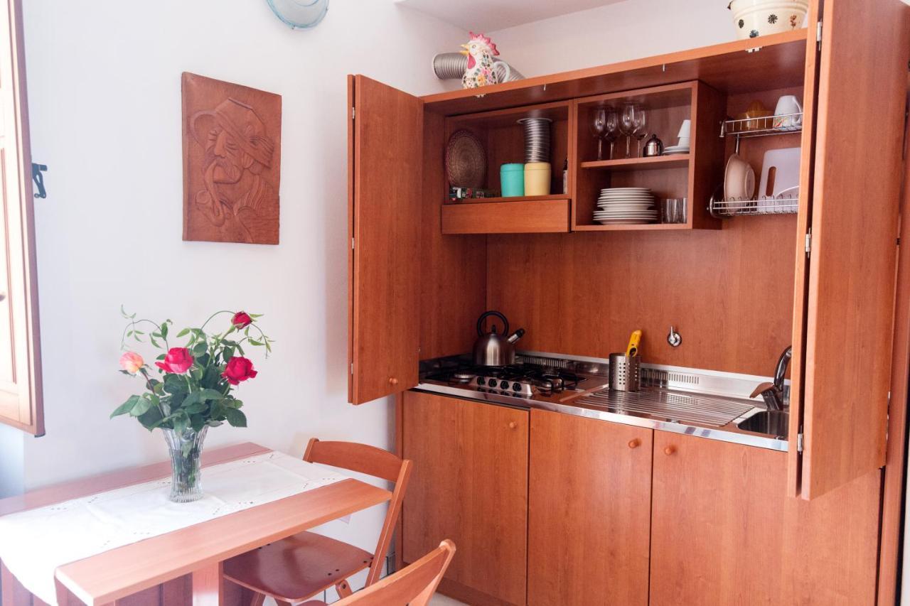 Casa Zu Peppino Apartment Липари Екстериор снимка