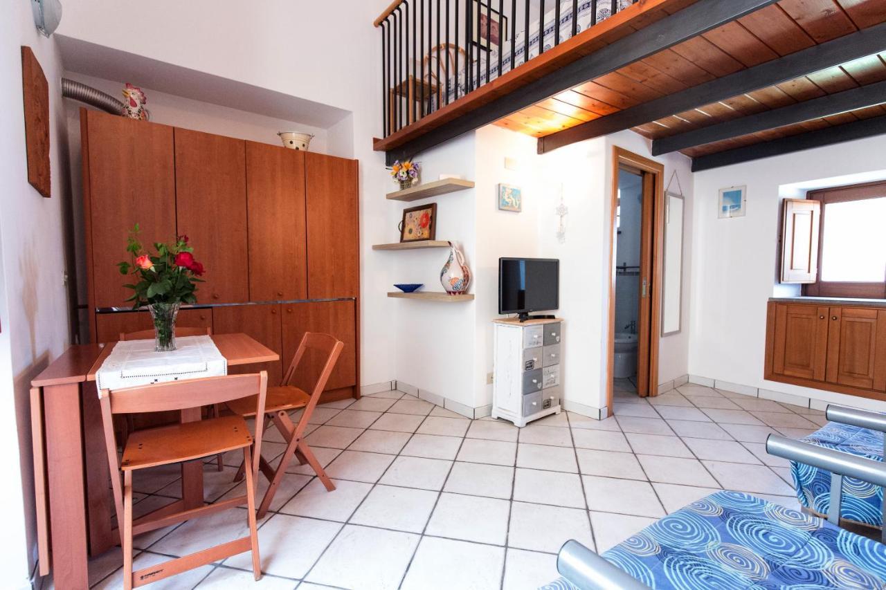 Casa Zu Peppino Apartment Липари Екстериор снимка