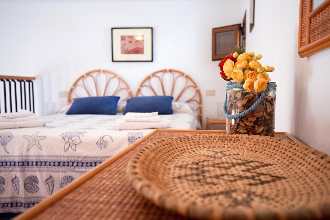 Casa Zu Peppino Apartment Липари Екстериор снимка